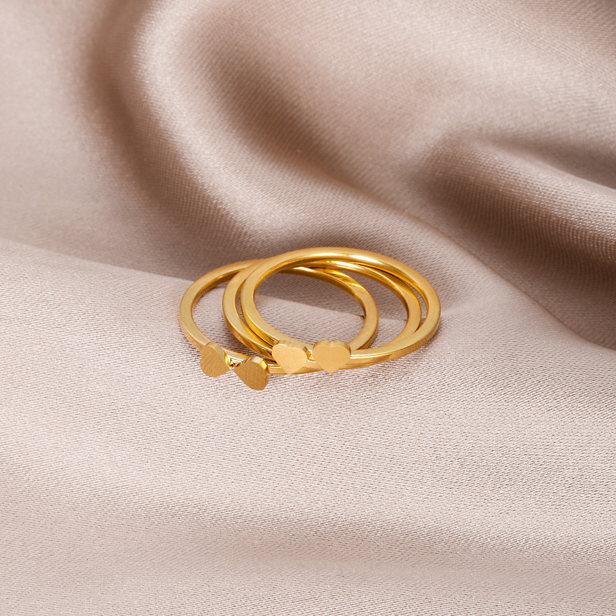 Finger Ring With Four-leaf Clover ,Inner Circumference 5.6cm,Only Self-pickup Is Supported, And The Displayed Prices Are All Self-pickup Prices